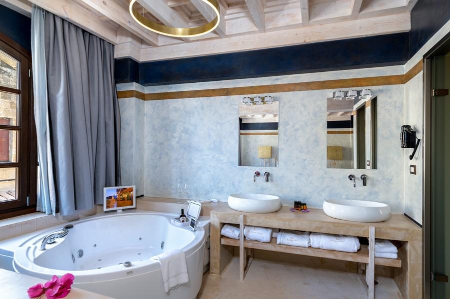 10Gr Hotel And Wine Bar - Adults Only Rhodes City Exterior photo